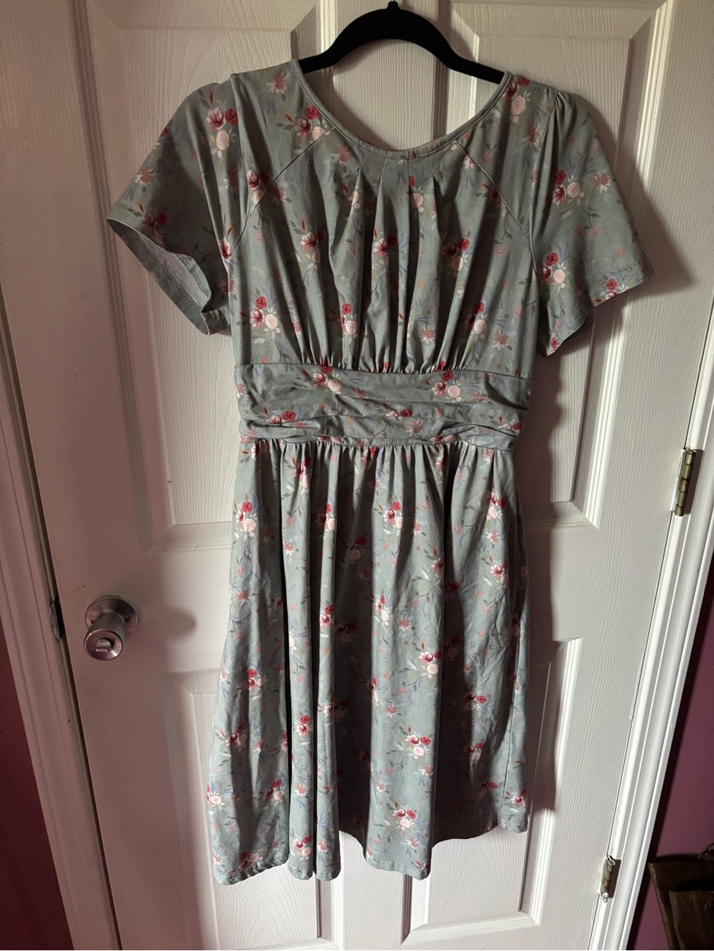 Super Cute Dresses Floral Gathered Waist Short Sleeve Dress in Sage